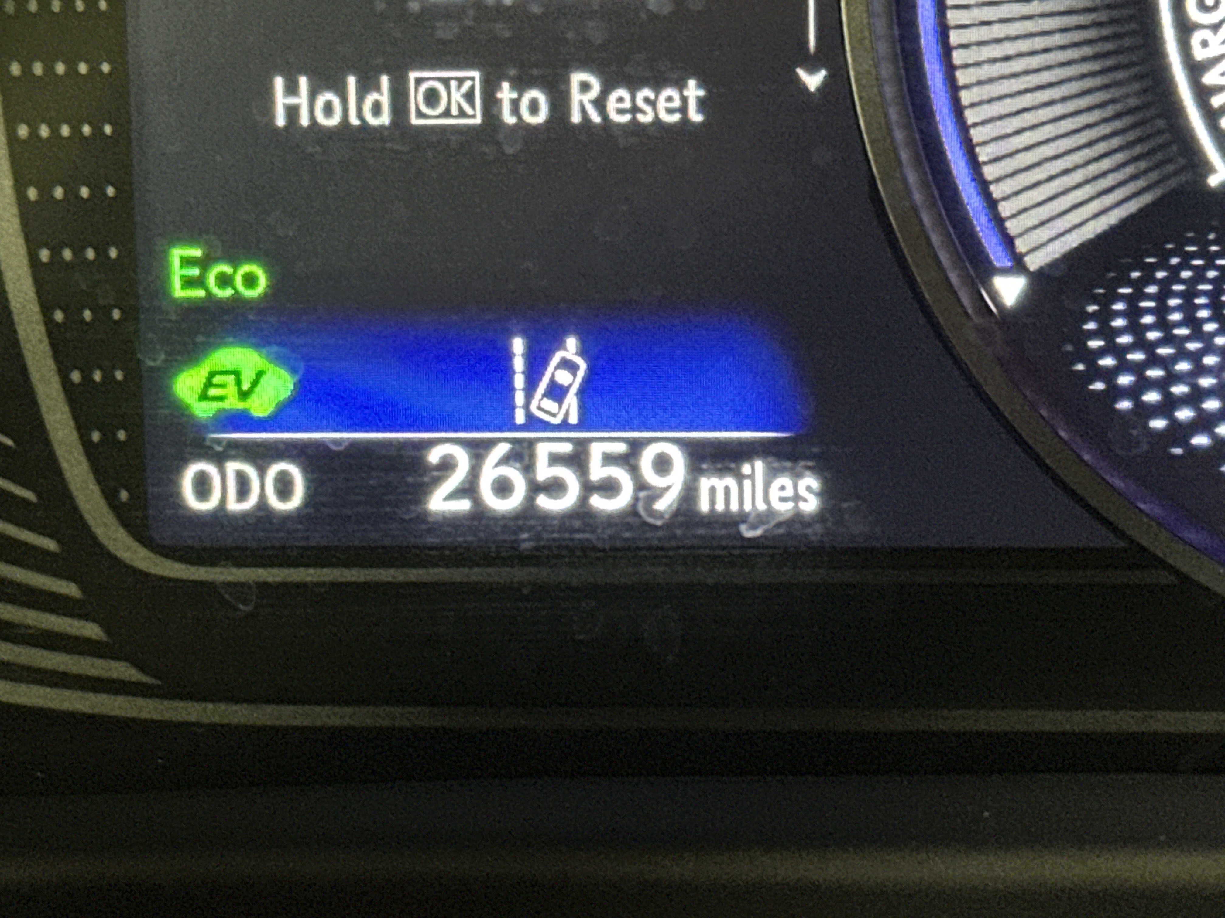 Used 2022 Lexus UX 250h w/ Premium Package AWD/4WD image 22