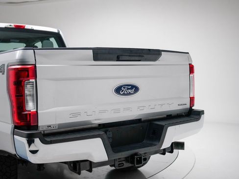 Used 2017 Ford F350 XL image 8