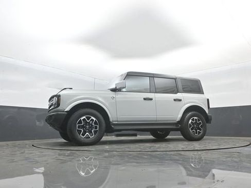 New 2026 Ford Bronco Outer Banks image 28