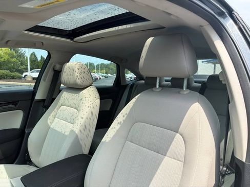 Used 2024 Honda Civic EX image 15