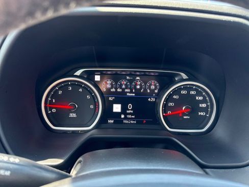 Used 2021 Chevrolet Suburban Premier image 36