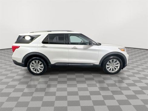 Used 2021 Ford Explorer Limited w/ Hybrid Equipment Group 310A image 9