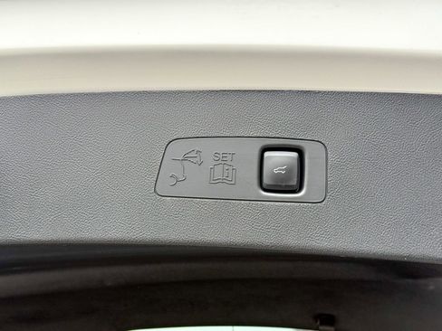 Used 2023 Lincoln Corsair Reserve w/ Jet Appearance Package image 14