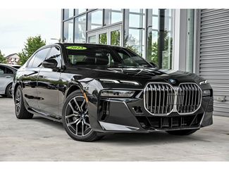Used 2023 BMW 760i xDrive AWD/4WD video 1