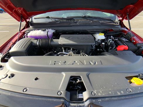 New 2026 RAM 1500 4x4 Crew Cab image 22