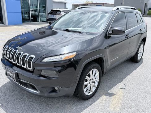 Used 2016 Jeep Cherokee Limited w/ Luxury Group FWD image 1
