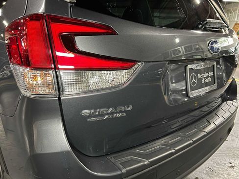 Used 2023 Subaru Forester Limited AWD/4WD image 14