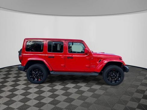 Used 2021 Jeep Wrangler Unlimited Sahara w/ Cold Weather Group AWD/4WD image 7