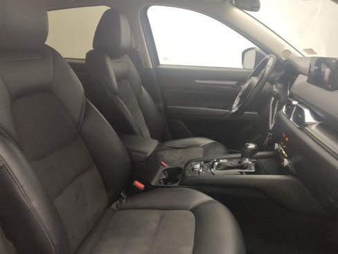 Used 2021 MAZDA CX-5 Touring FWD image 21