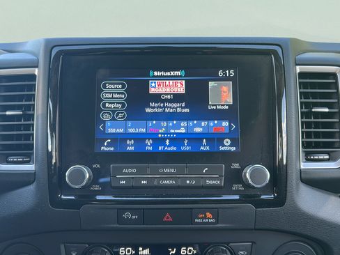 Used 2024 Nissan Frontier SV w/ SV Convenience Package RWD image 17