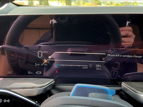 New 2025 Cadillac Escalade IQ Luxury 2 AWD/4WD image 24