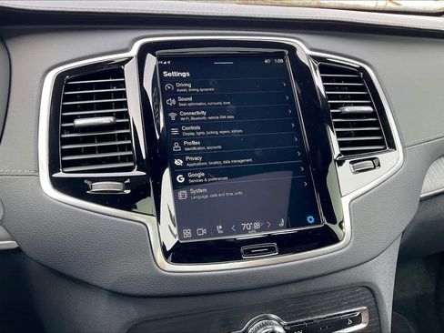 Used 2023 Volvo XC90 T8 Ultimate image 39