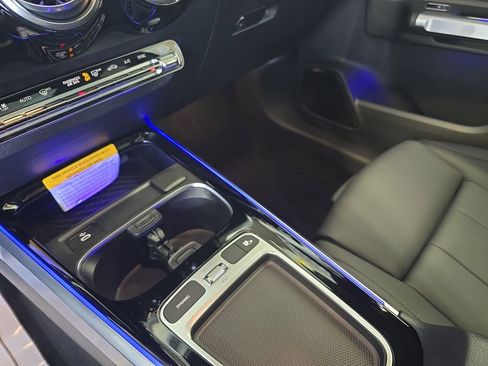 New 2026 Mercedes-Benz GLB 250 image 25
