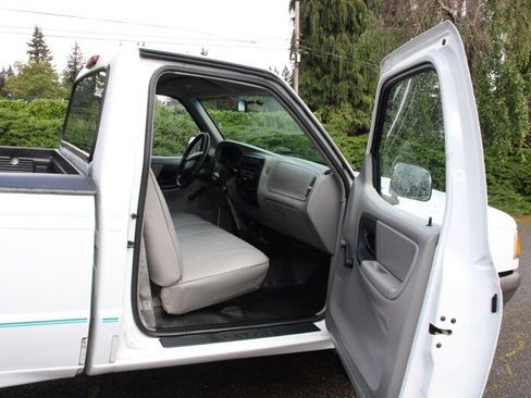 Used 1995 Ford Ranger XL RWD image 13