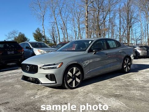 Certified 2024 Volvo S60 T8 Plus image 1