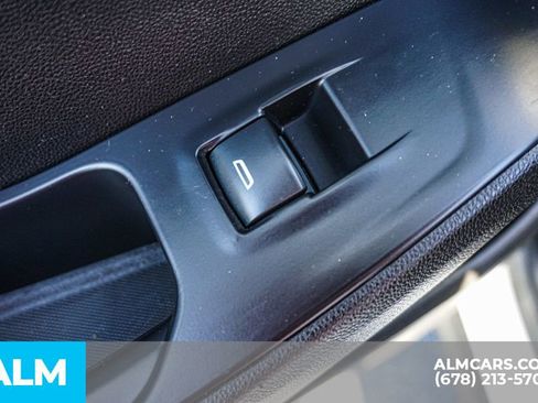 Used 2021 Chevrolet Traverse RS w/ LPO, Floor Liner Package image 55