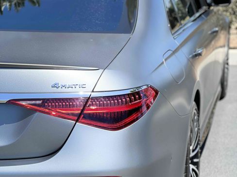 Used 2023 Mercedes-Benz S 580 4MATIC Sedan image 24