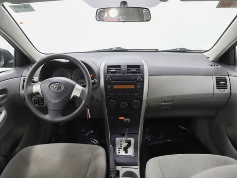Used 2010 Toyota Corolla LE image 13
