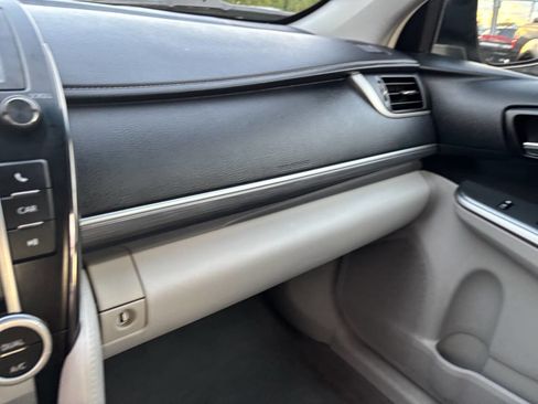 Used 2013 Toyota Camry LE image 13