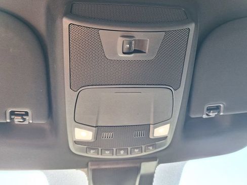 Used 2019 Ford F150 XLT w/ Equipment Group 302A Luxury AWD/4WD image 25