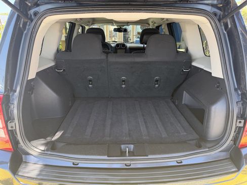 Used 2015 Jeep Patriot Sport w/ Power Value Group FWD image 7