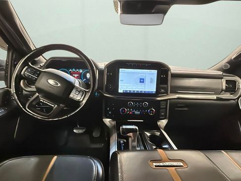 Used 2023 Ford F150 Platinum image 9