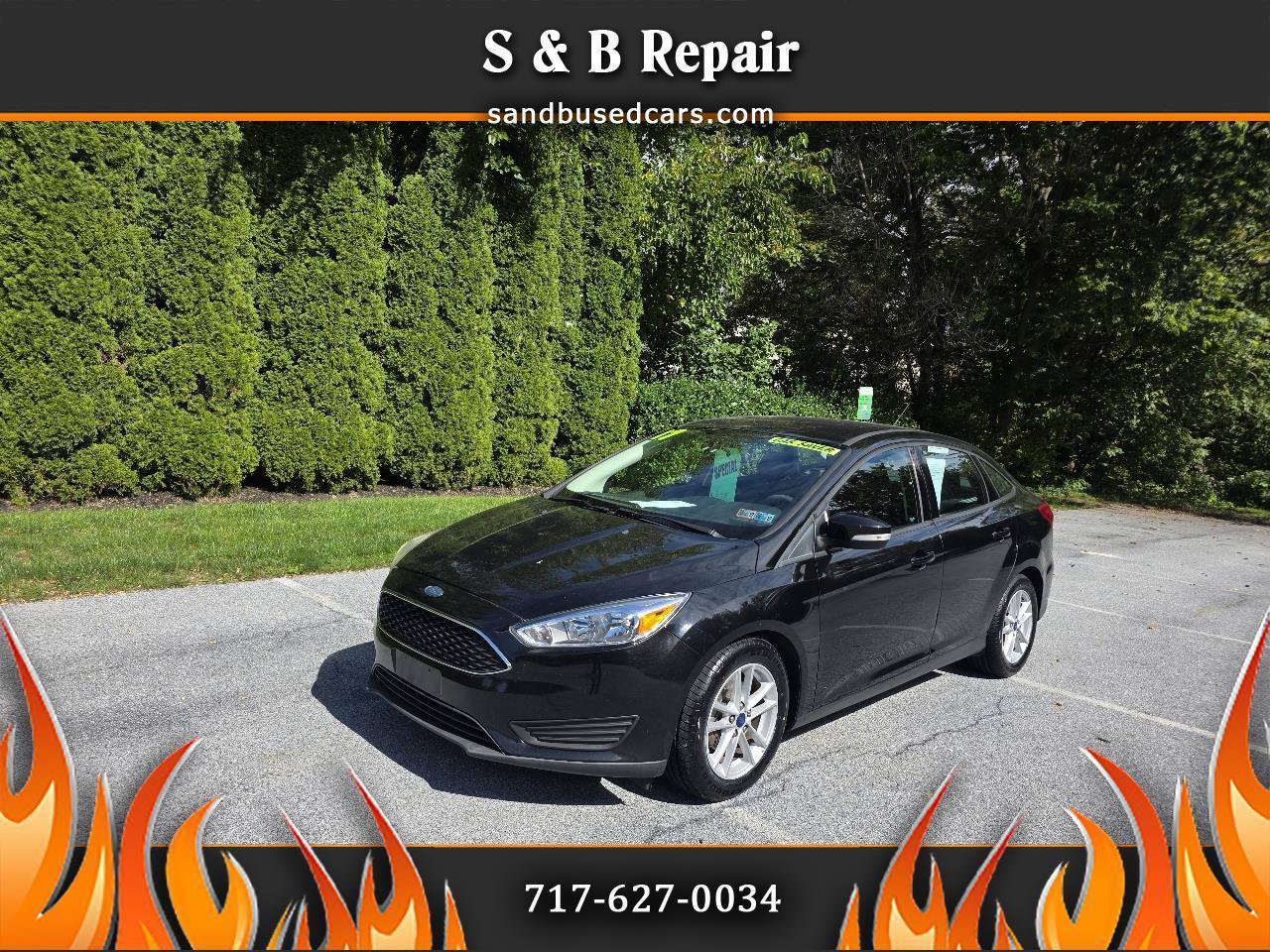 Used 2017 Ford Focus SE FWD image 1
