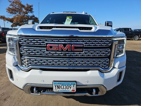 Used 2022 GMC Sierra 3500 Denali w/ Denali Ultimate Package image 8