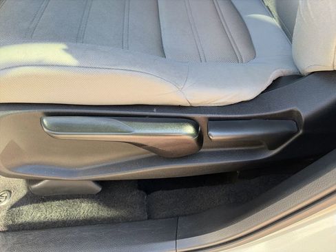 Certified 2018 Honda CR-V LX image 25