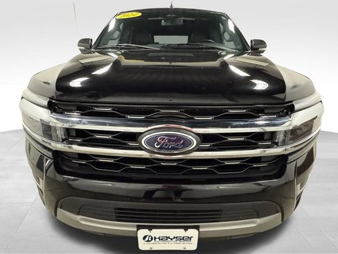 Used 2024 Ford Expedition Max Limited image 3
