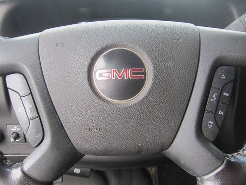 Used 2021 GMC Savana 2500 w/ Driver Convenience Package RWD image 9