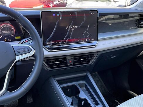 New 2026 Volkswagen Tiguan SE image 6