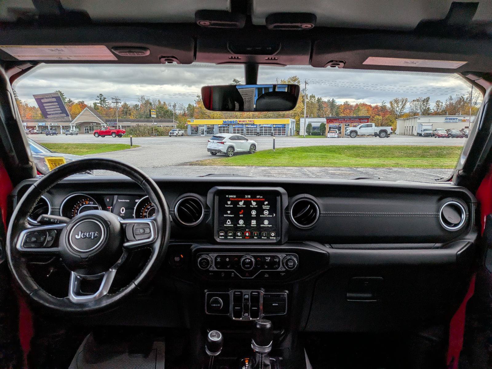 Used 2022 Jeep Gladiator Overland w/ Popular Equipment Package AWD/4WD image 25