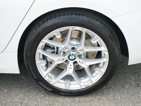 Used 2025 BMW 330i xDrive Sedan w/ Convenience Package image 41