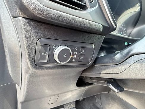 Used 2022 Ford Escape SEL FWD image 14