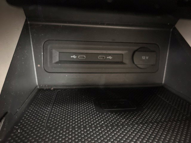 Used 2023 Volkswagen Atlas SE AWD/4WD image 16