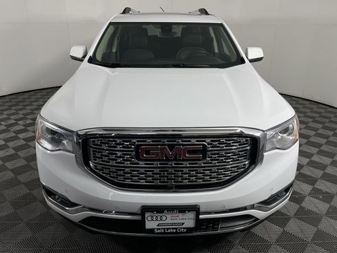 Used 2019 GMC Acadia Denali w/ Technology Package image 2