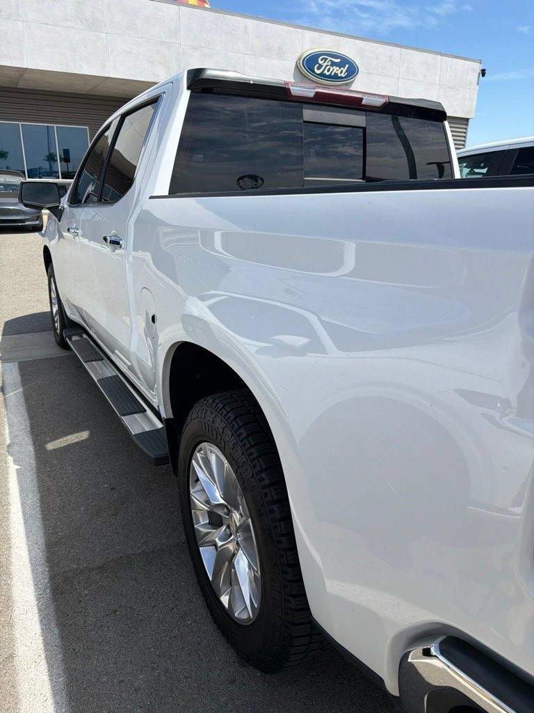 Used 2021 Chevrolet Silverado 1500 LTZ w/ Z71 Off-Road Package AWD/4WD image 12