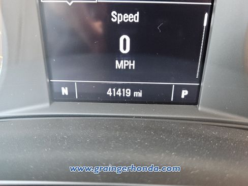 Used 2024 Chevrolet Malibu LT FWD image 22