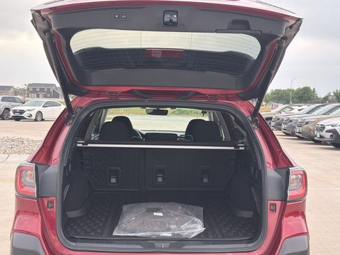 Used 2020 Subaru Outback Premium AWD/4WD image 7