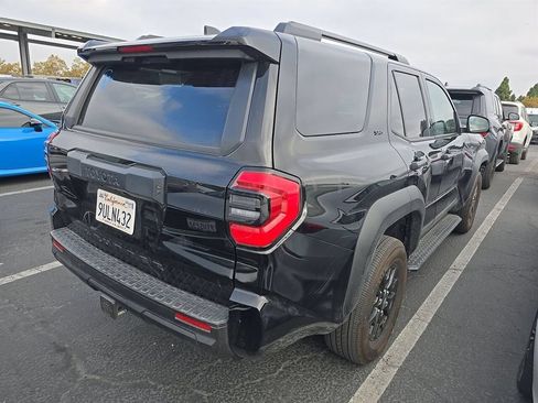 Used 2025 Toyota 4Runner SR5 AWD/4WD image 2