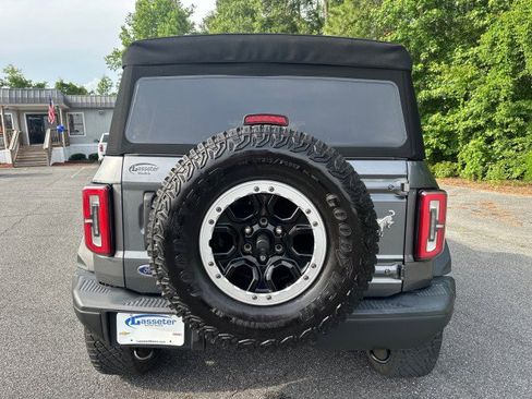 Used 2022 Ford Bronco Badlands w/ Sasquatch Package AWD/4WD image 4