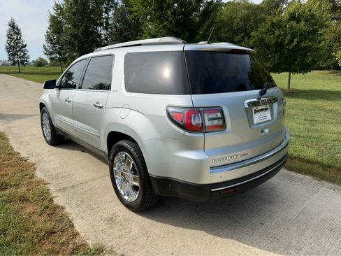 Used 2017 GMC Acadia Limited SLT FWD image 3