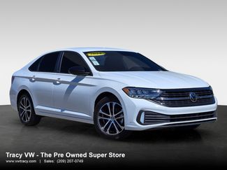 Used 2024 Volkswagen Jetta Sport image 1