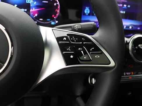 Certified 2026 Mercedes-Benz GLA 250 image 12