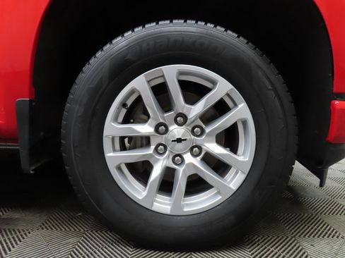 Used 2019 Chevrolet Silverado 1500 RST image 8