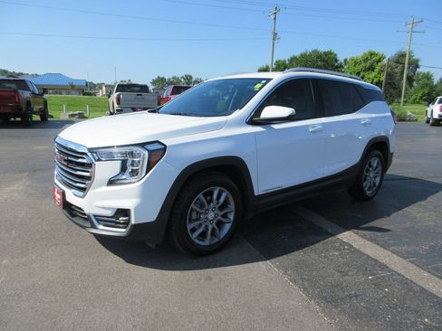 Used 2022 GMC Terrain SLT FWD image 12