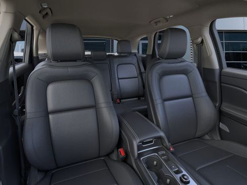 New 2026 Lincoln Corsair Premiere image 10