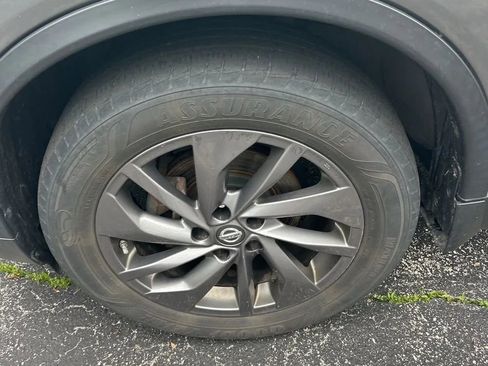 Used 2016 Nissan Rogue SL w/ SL Premium Package AWD/4WD image 17