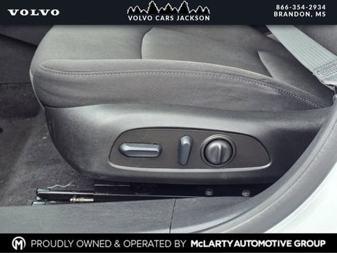 Used 2022 Chevrolet Malibu LS w/ Driver Confidence Package II FWD image 13